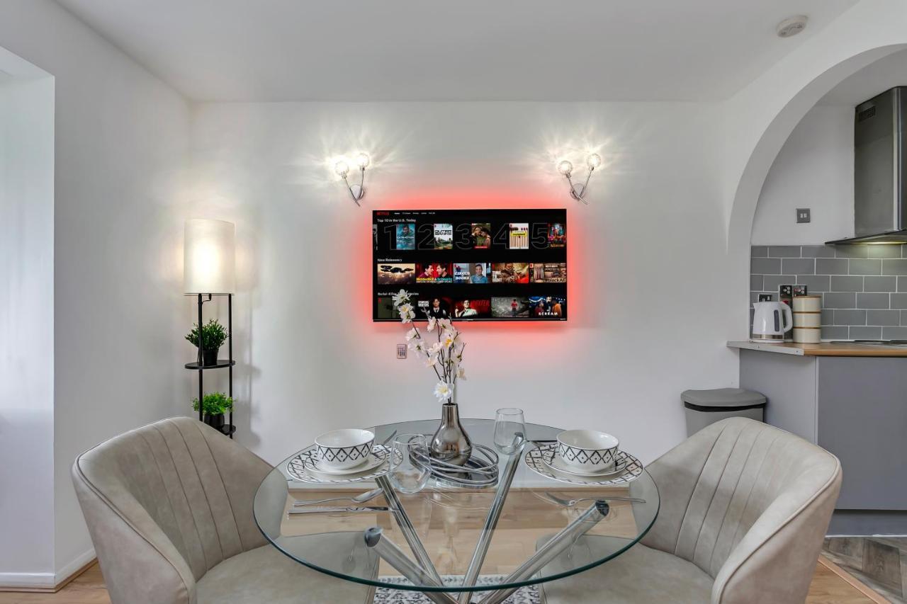 Aryas Apartments London 埃奇韦尔 外观 照片