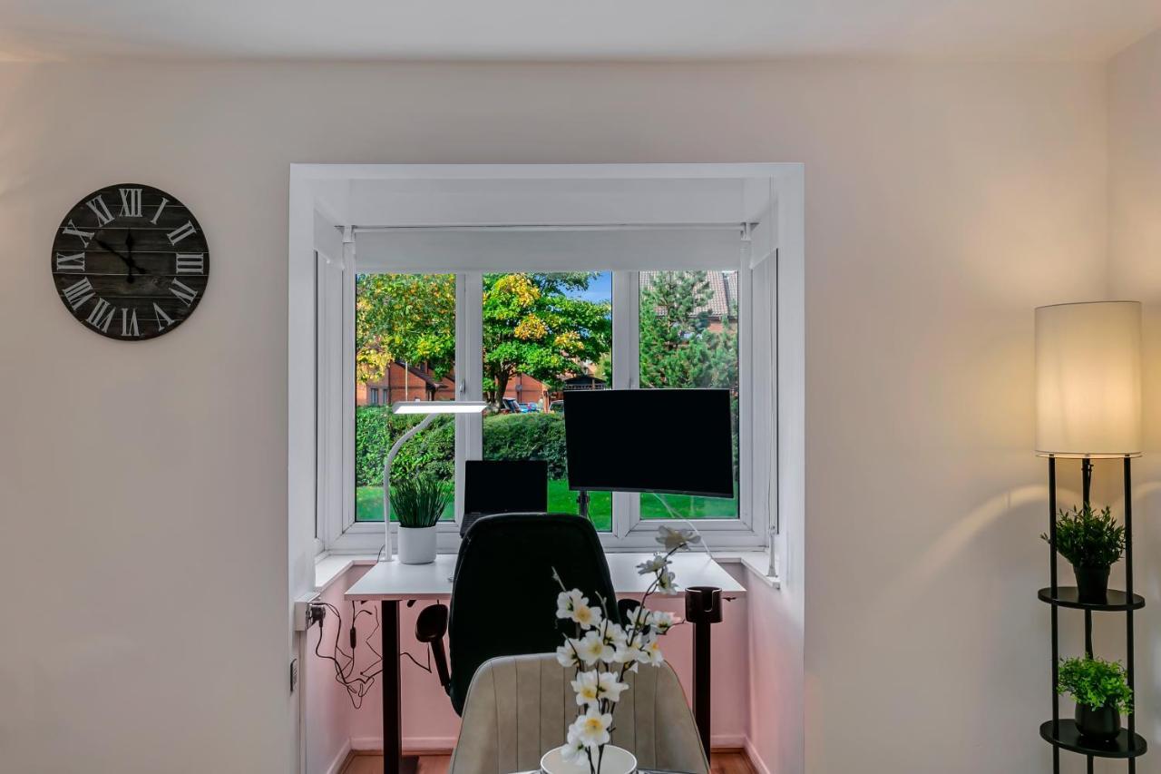 Aryas Apartments London 埃奇韦尔 外观 照片