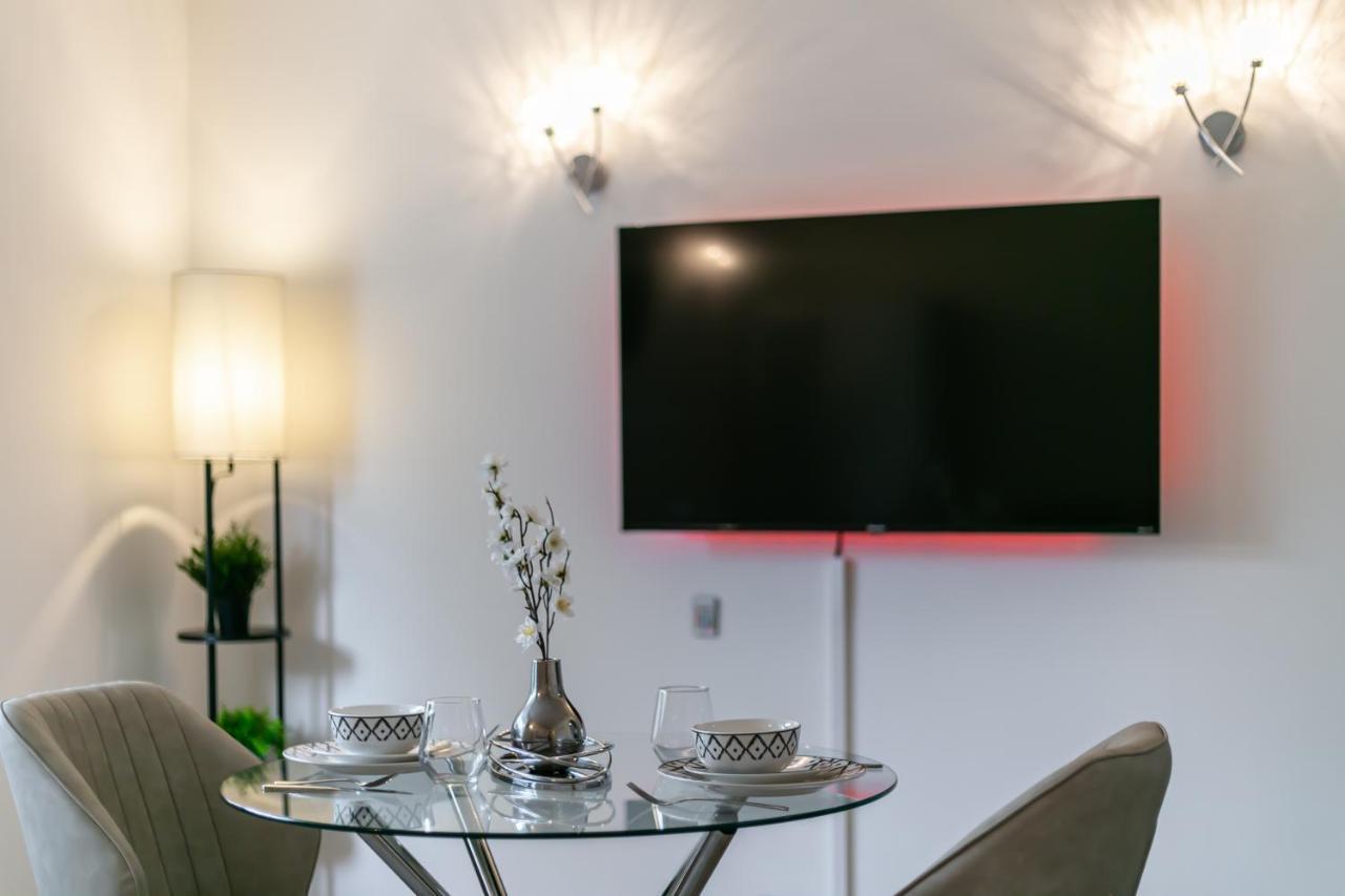 Aryas Apartments London 埃奇韦尔 外观 照片